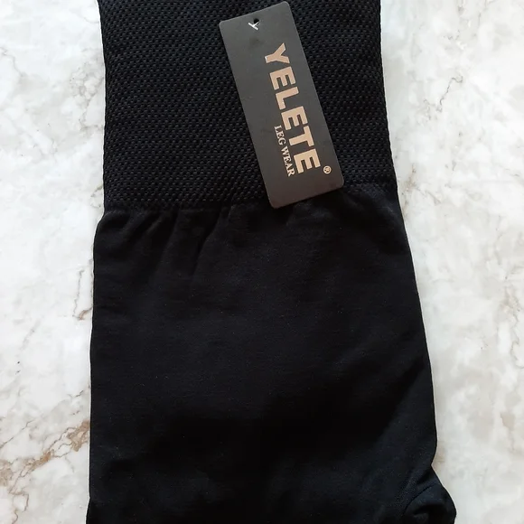 LAST 1! PLUS Tummy Control Leggings - Picture 3 of 6